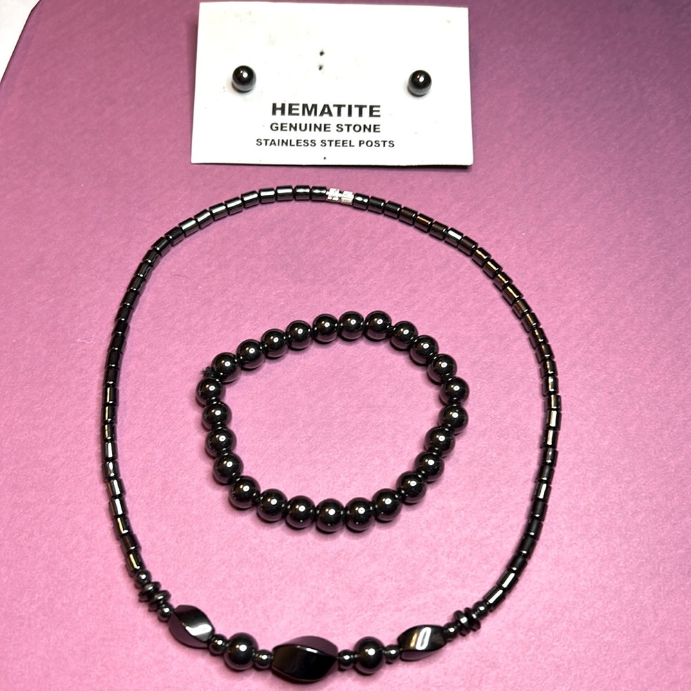 Hematite genuine stone Jewelry Set. earrings, necklace and bracelet.